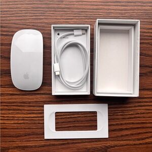 NWOT Apple Magic Mouse (White, USB-C)